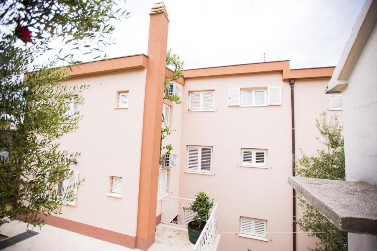 M&s Apartment Podstrana